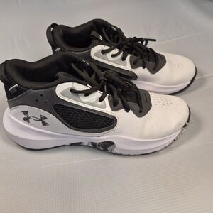 Under Armour Basketball Shoes Lockdown 6 Unisex 7.5/9 Black White EUC Low Top